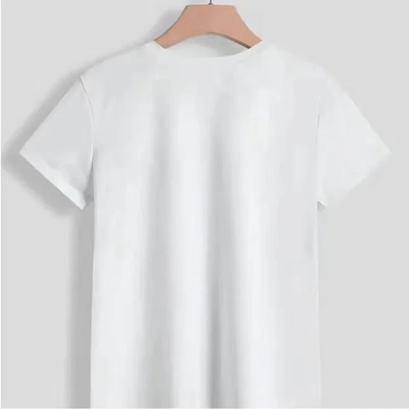 “Know Your Worth Then Add Tax” Quoted Tee - Picture 2 of 4